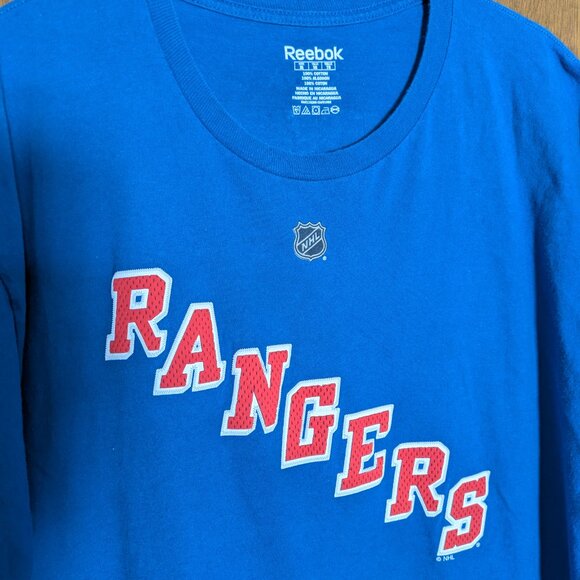 REEBOK - NHL - NEW YORK RANGERS T-SHIRT - FEATURING HENRIK LUNDQVIST - Picture 2 of 8